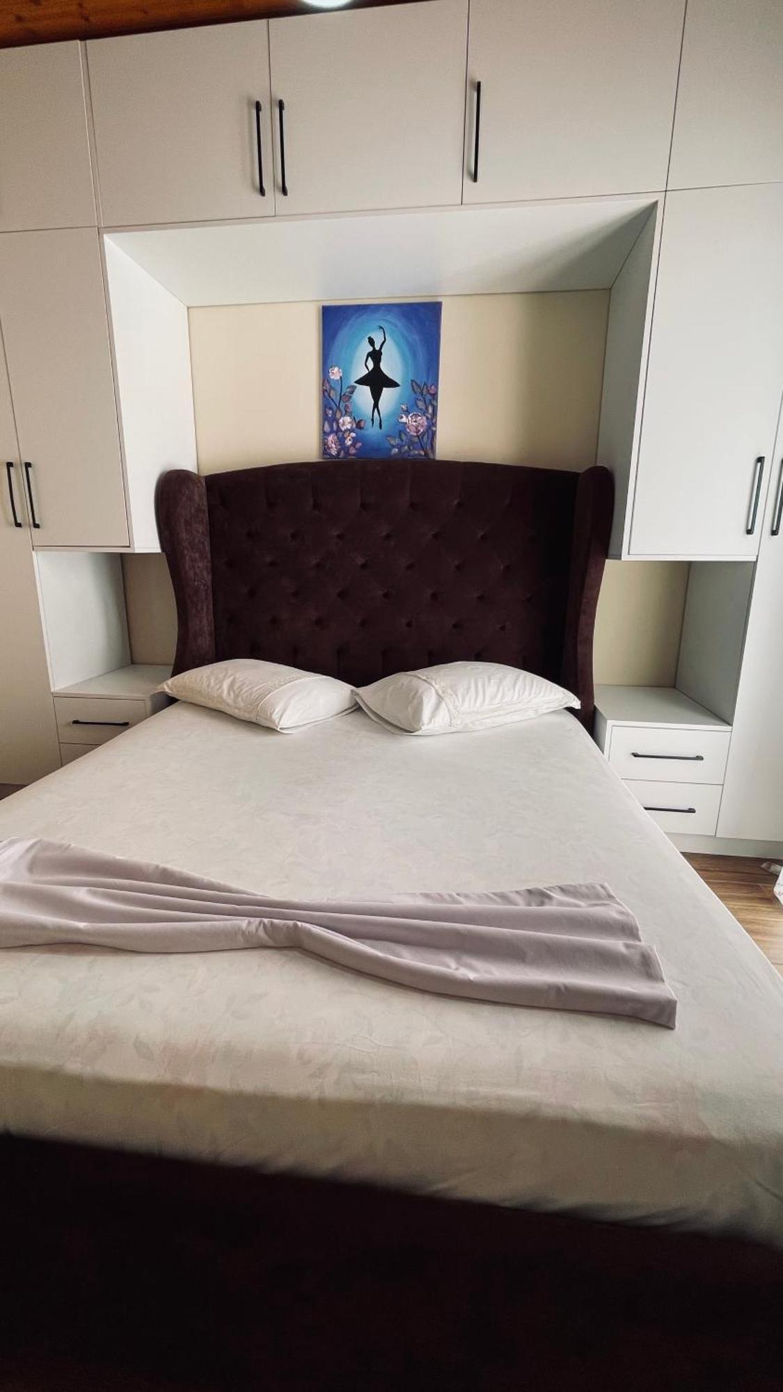 July Seaview Apartments ساراندا المظهر الخارجي الصورة