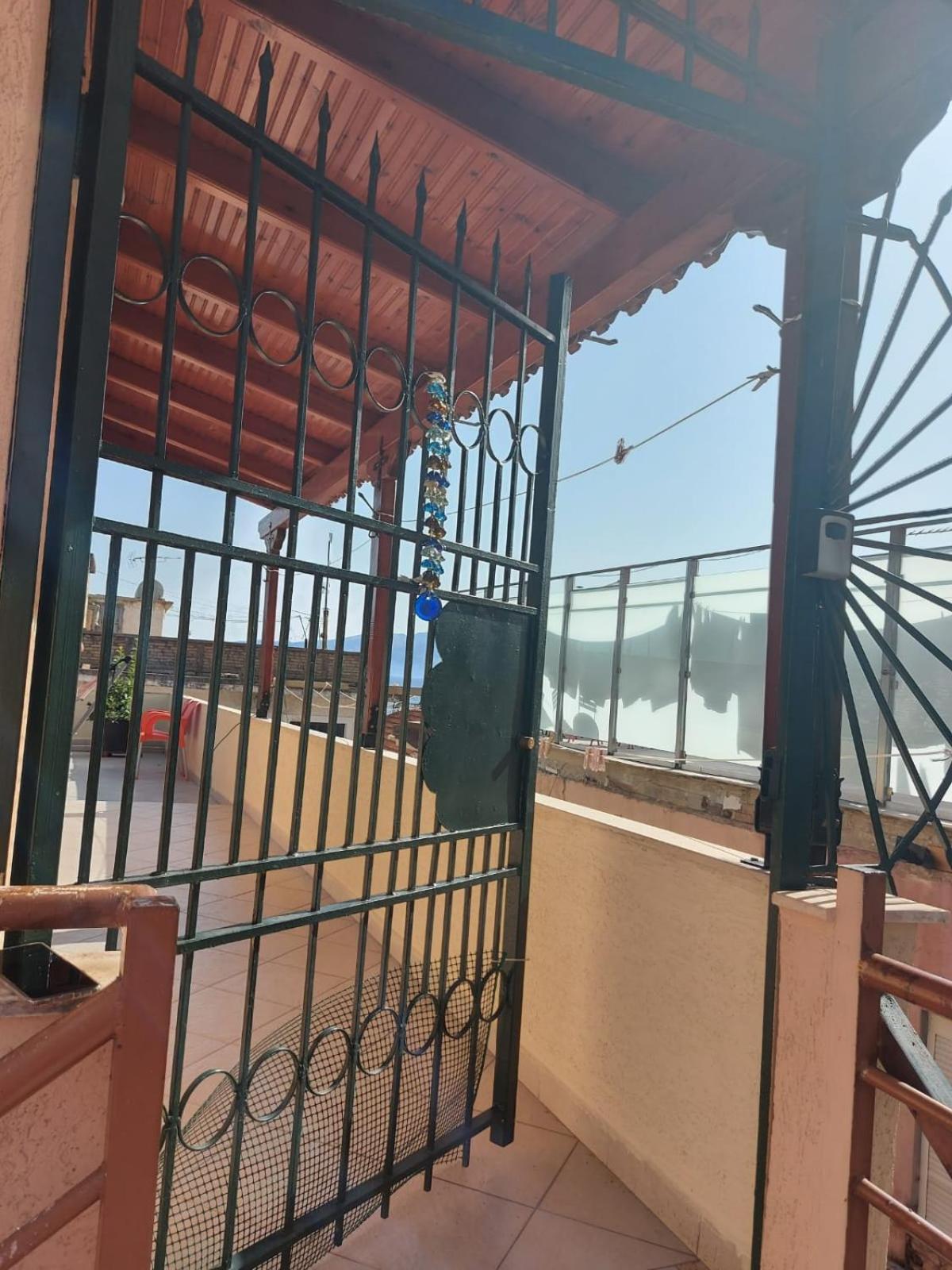July Seaview Apartments ساراندا المظهر الخارجي الصورة