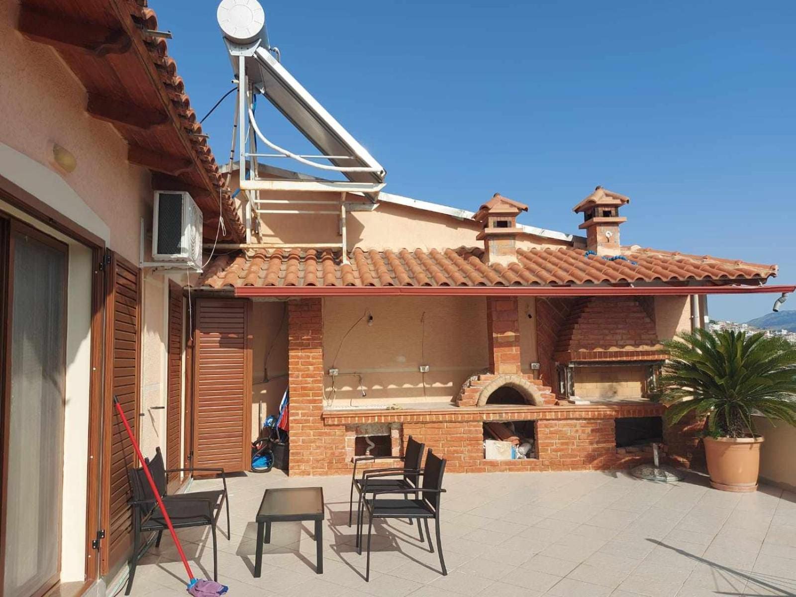 July Seaview Apartments ساراندا المظهر الخارجي الصورة