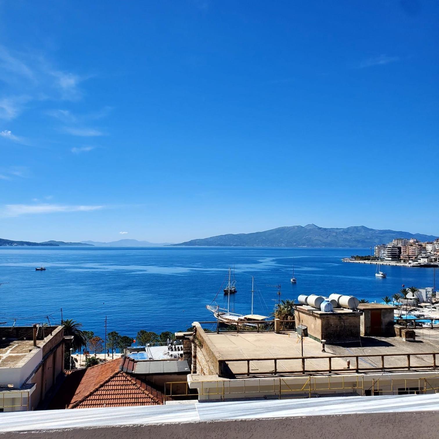 July Seaview Apartments ساراندا المظهر الخارجي الصورة