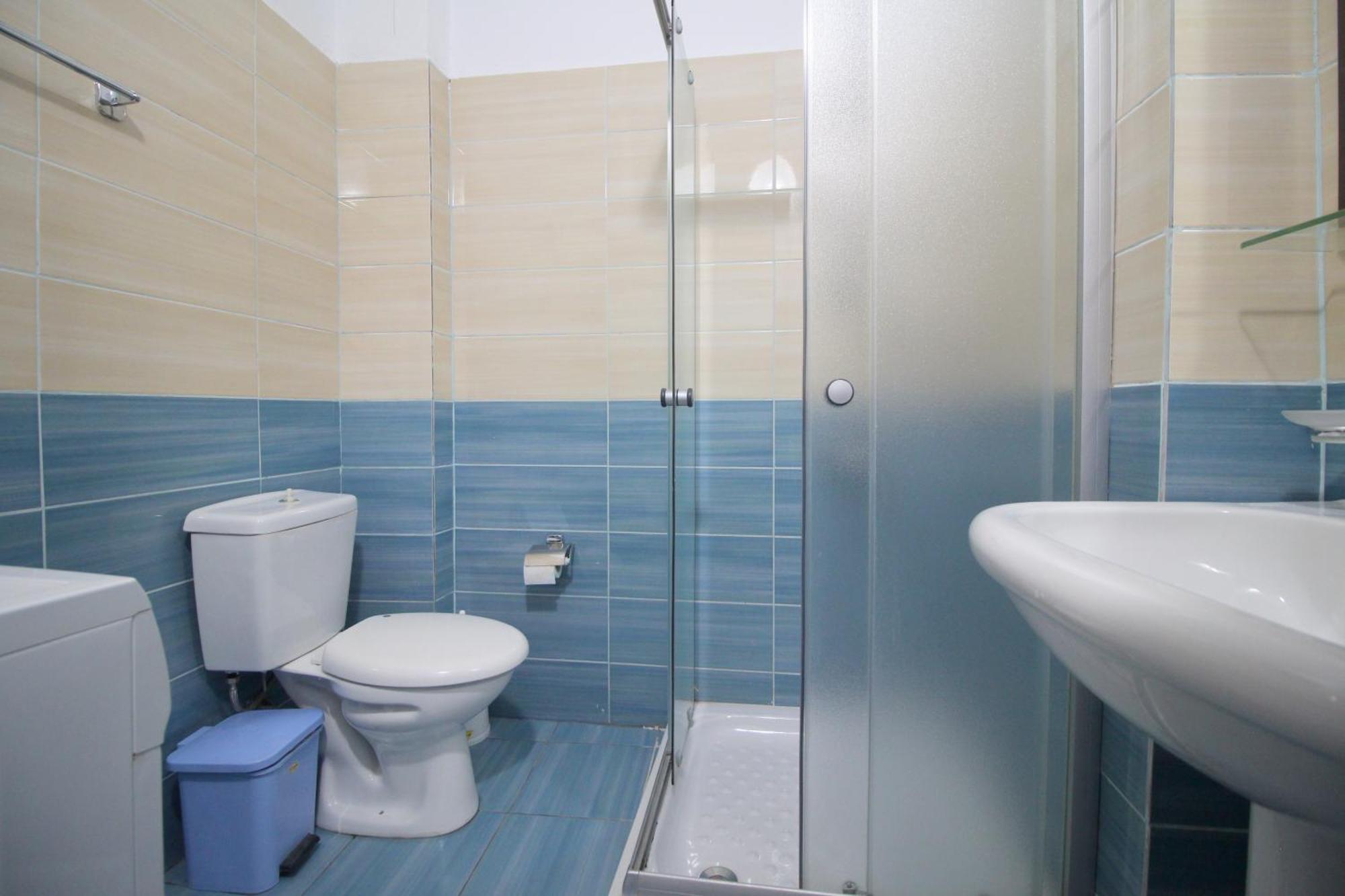 July Seaview Apartments ساراندا المظهر الخارجي الصورة
