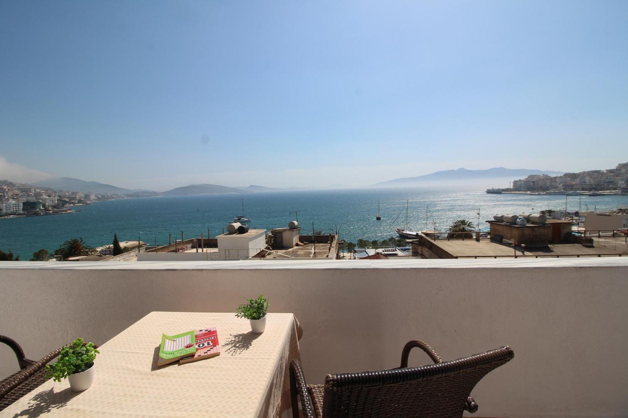 July Seaview Apartments ساراندا المظهر الخارجي الصورة