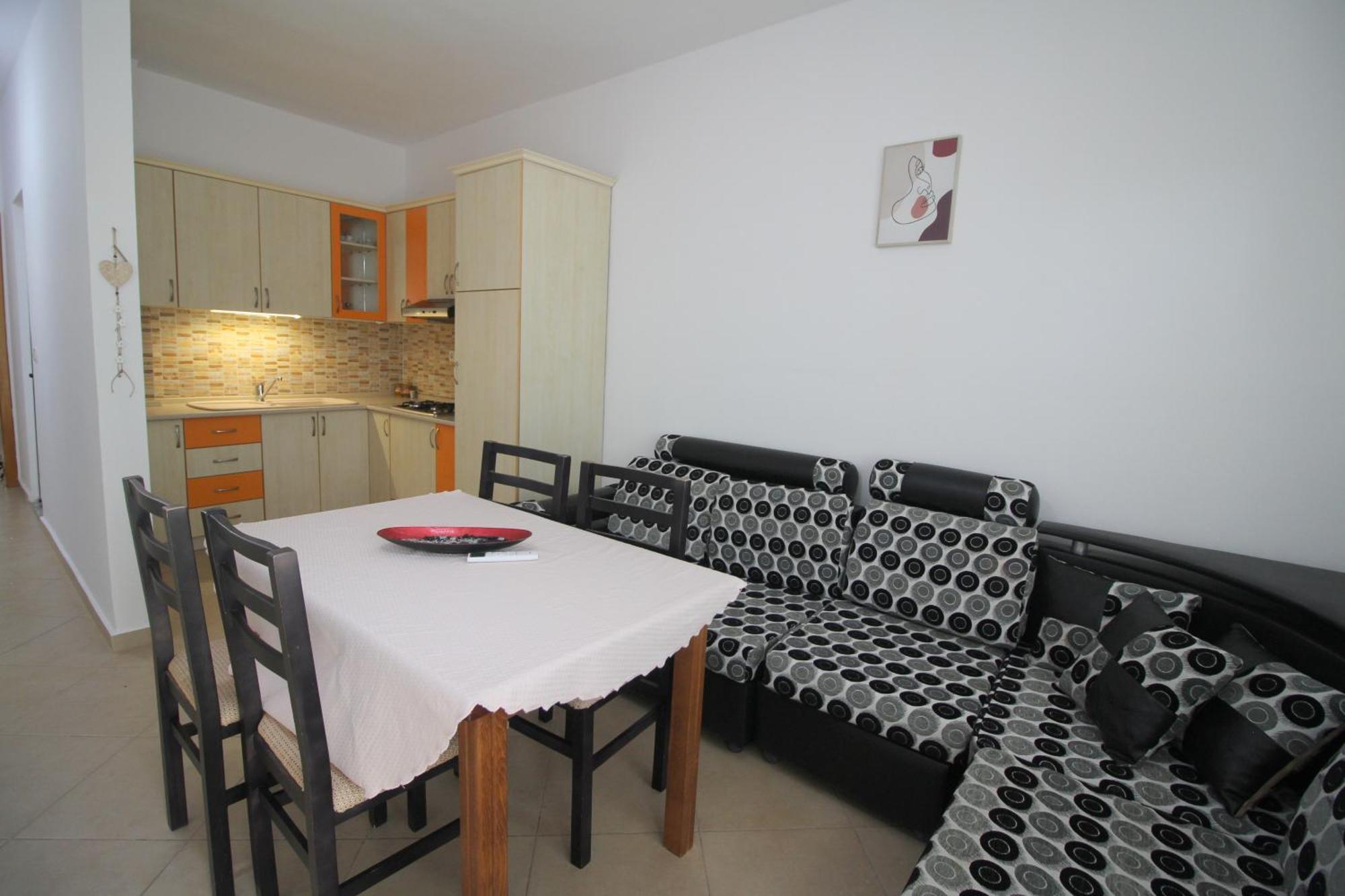 July Seaview Apartments ساراندا المظهر الخارجي الصورة