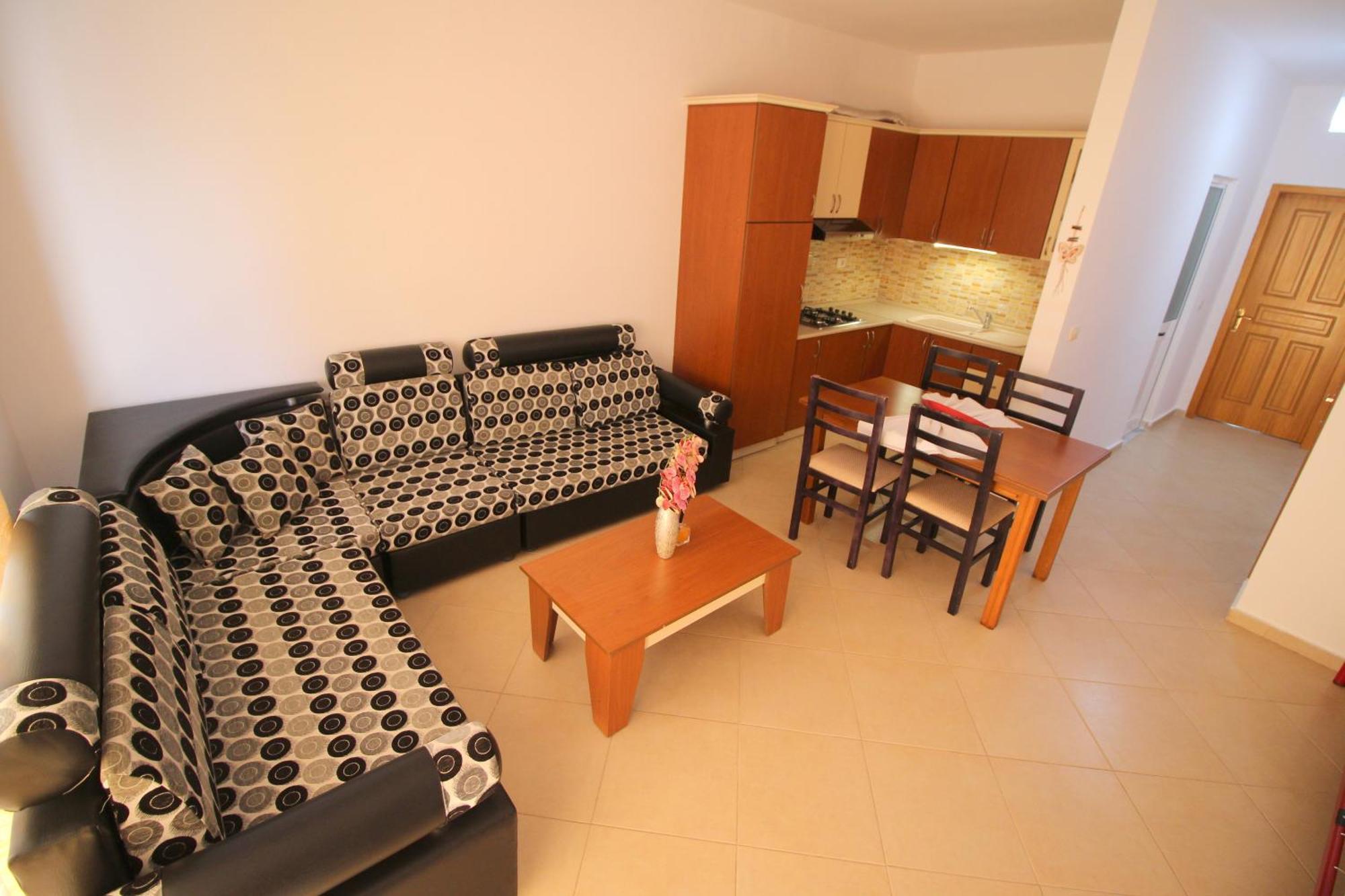July Seaview Apartments ساراندا المظهر الخارجي الصورة
