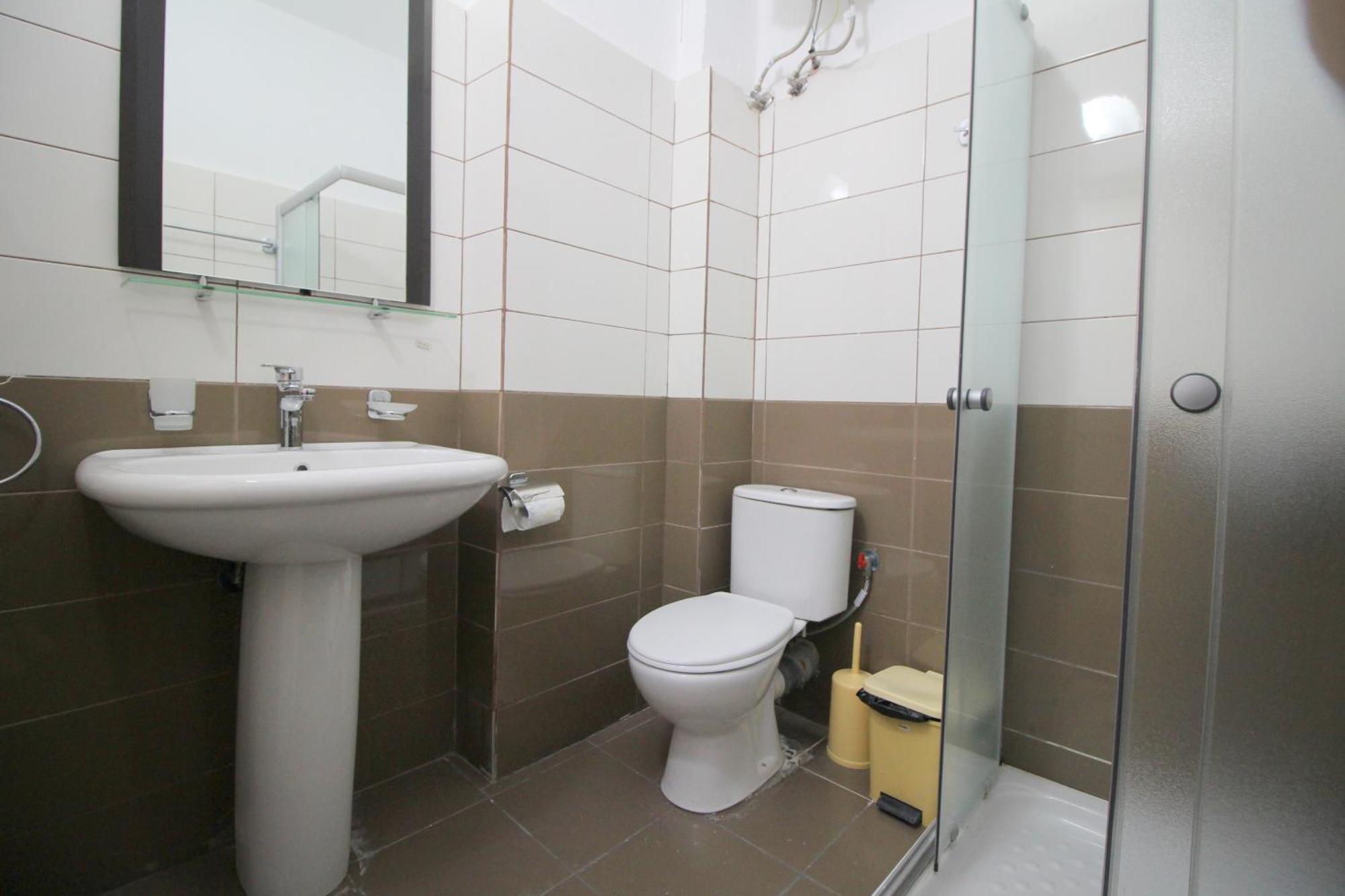 July Seaview Apartments ساراندا المظهر الخارجي الصورة